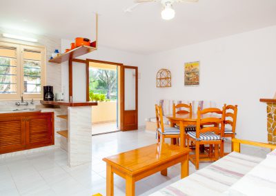 Formentera_Es_Pujols_Appartamenti_Granas_Trilocali_1_2 (1)