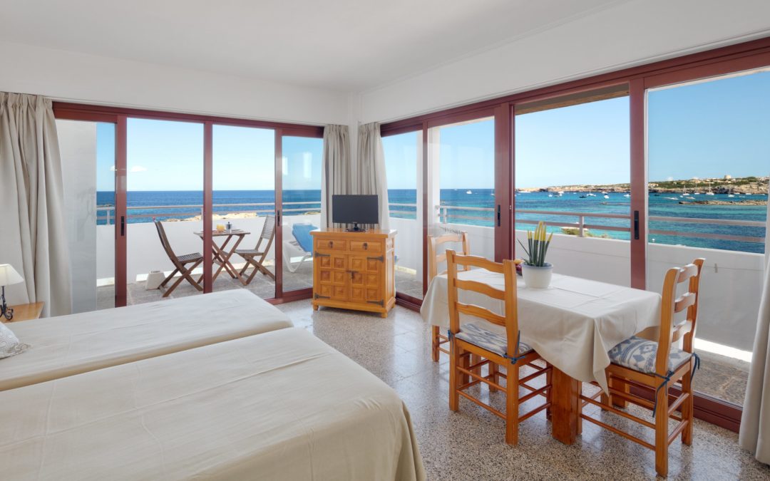 Appartamenti Limpa (Monolocali Fronte Mare) – Lungomare Es Pujols