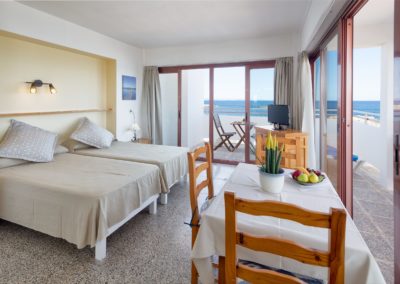 Formentera Es Pujols appartamento mono fronte mare